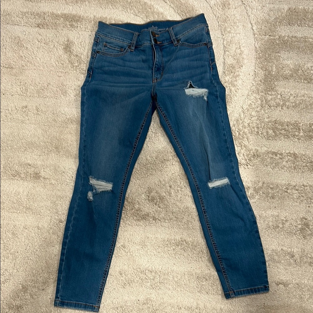 Stylish Blue Distressed Women's Jeans